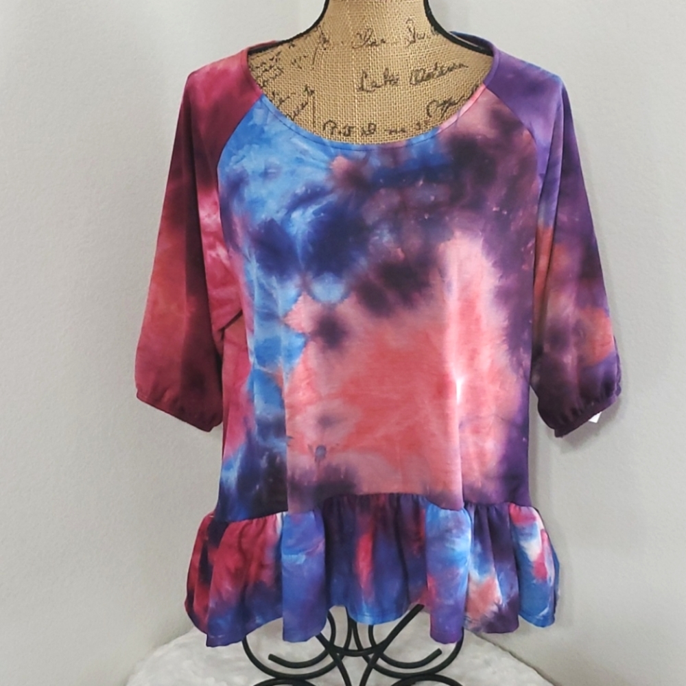 THYME AND HONEY Multicolor tie dye short sleeve ruffle bottom sz.XL